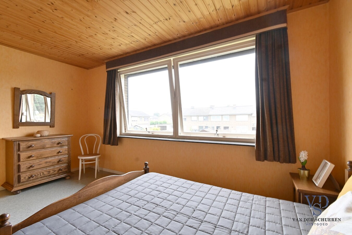 Degelijke Half Open Bebouwing 