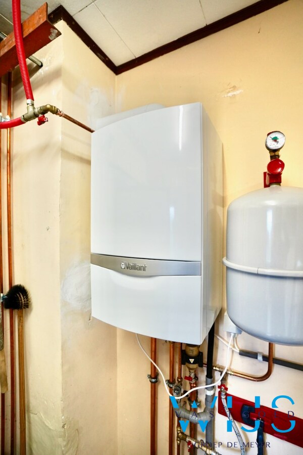 Alleenstaande bungalow op 793m² te Wippelgem ! 