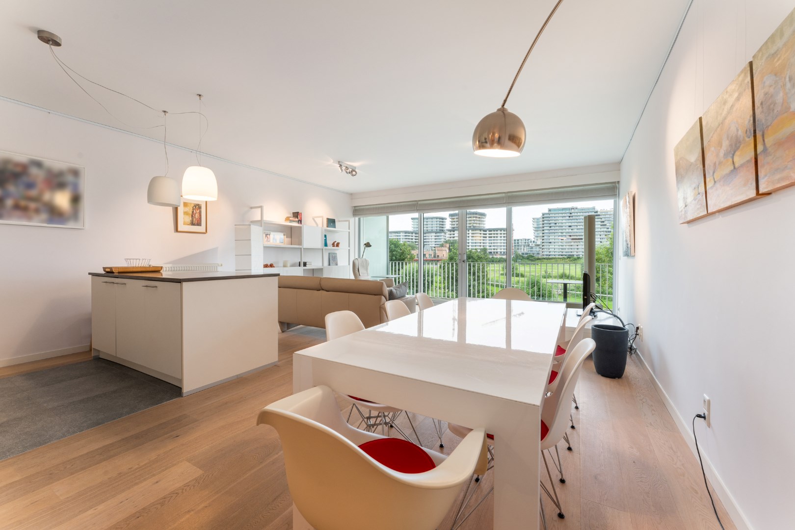 LUXUEUS APPARTEMENT MET PRACHTIG GROENZICHT 