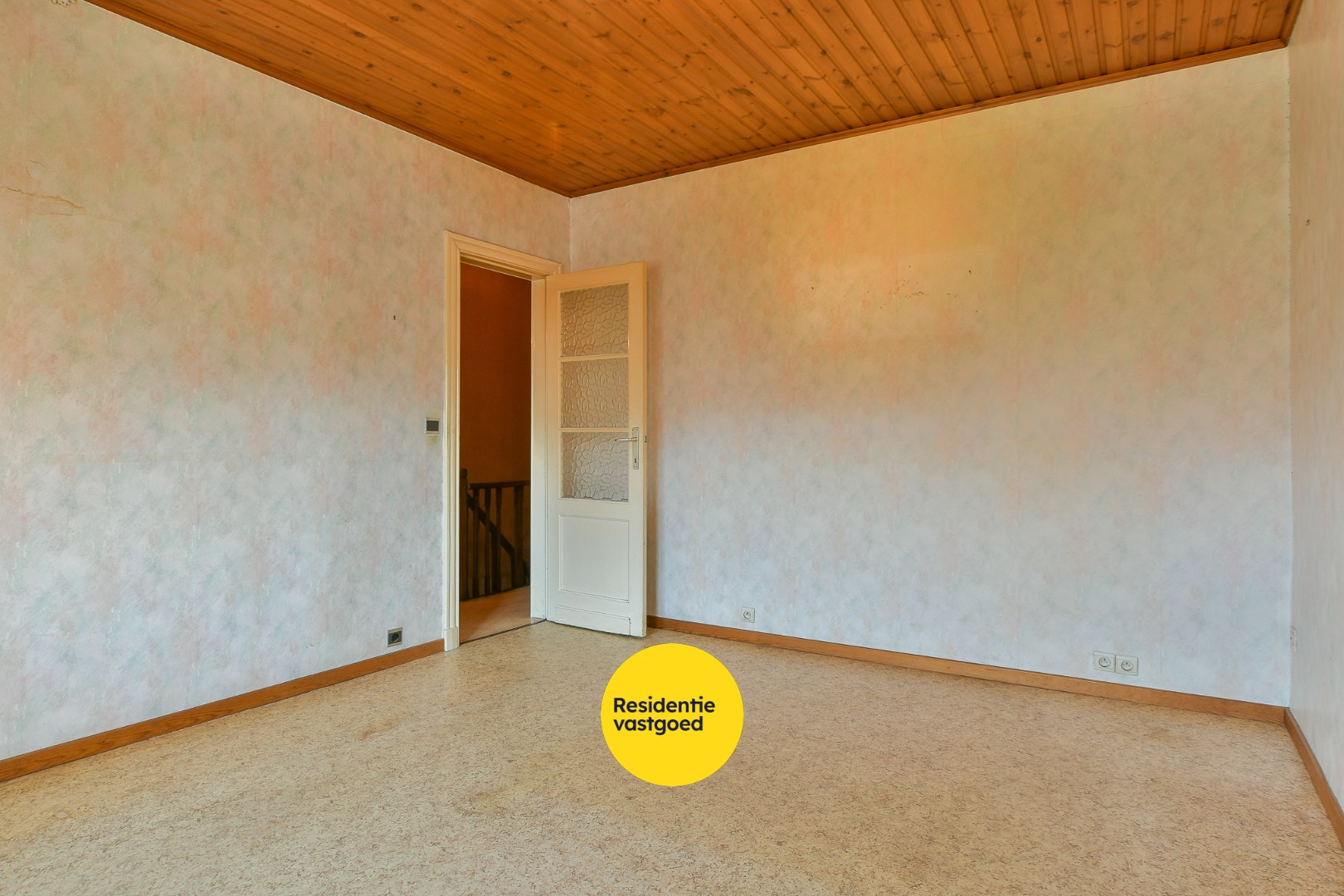 Rijwoning met veel potentieel, garage en tuin nabij centrum Blankenberge 