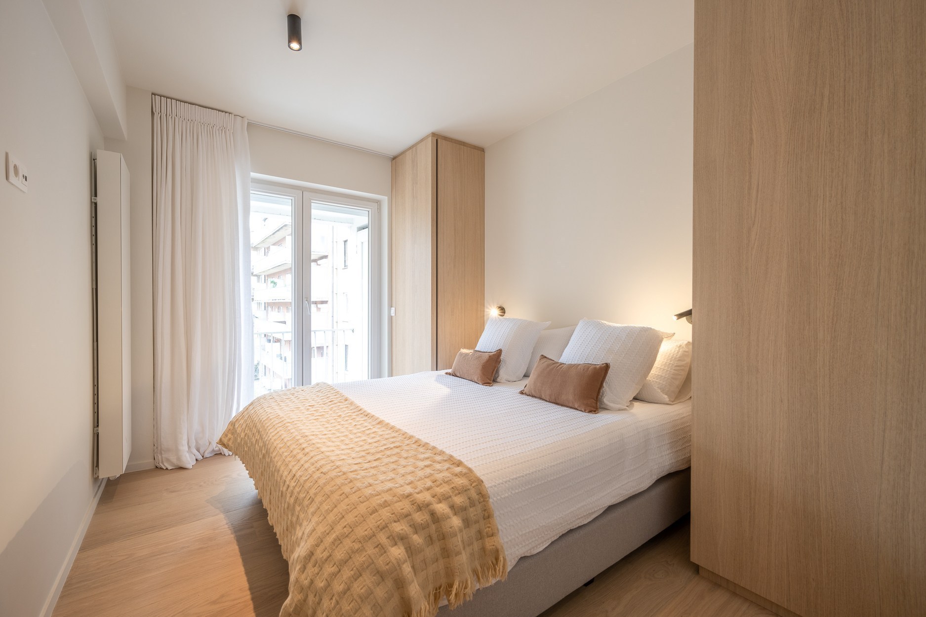 Magnifique appartement rénové de 3 chambres à coucher près de l'avenue Lippens à Knokke. Disposition : 