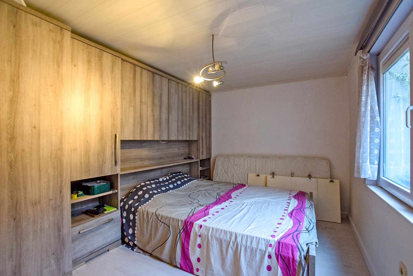 Ruim 2-slaapkamerappartement (97m²) gelegen in het centrum van De Panne. 