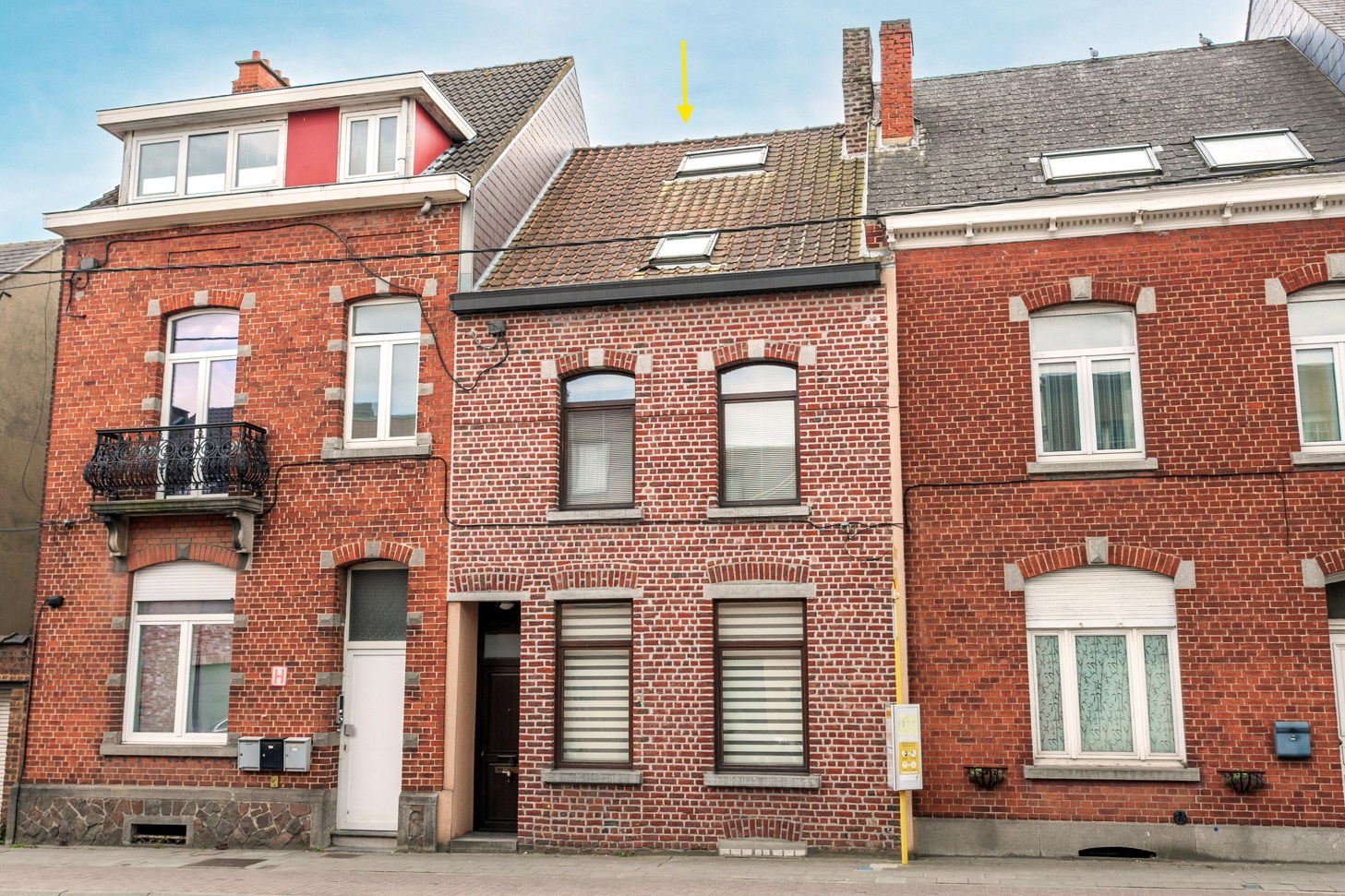 Instapklare woning met 4 slpk te Halle 