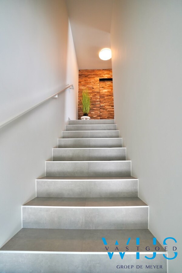 Zeer tof kantoor van 130m² te Assenede ! 