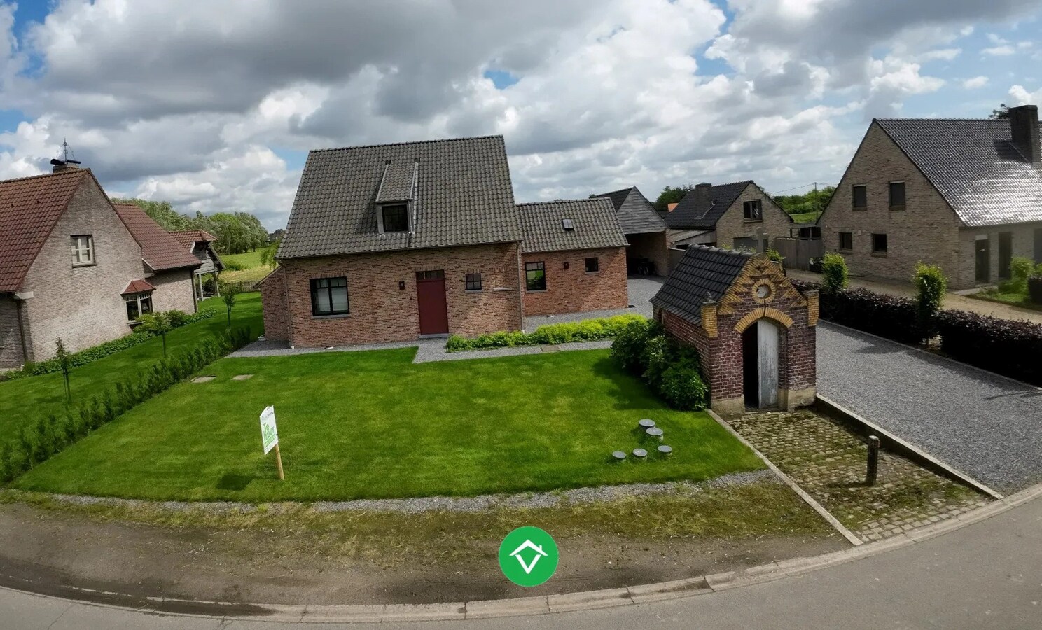 Alleenstaande nieuwbouwwoning te Aartrijke 