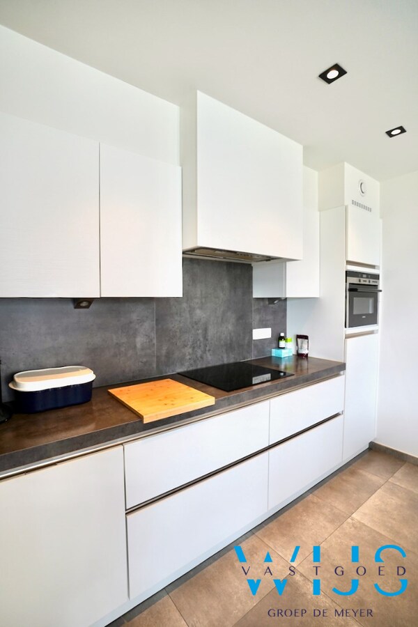 Gelijkvloers appartement te centrum Lovendegem ! 