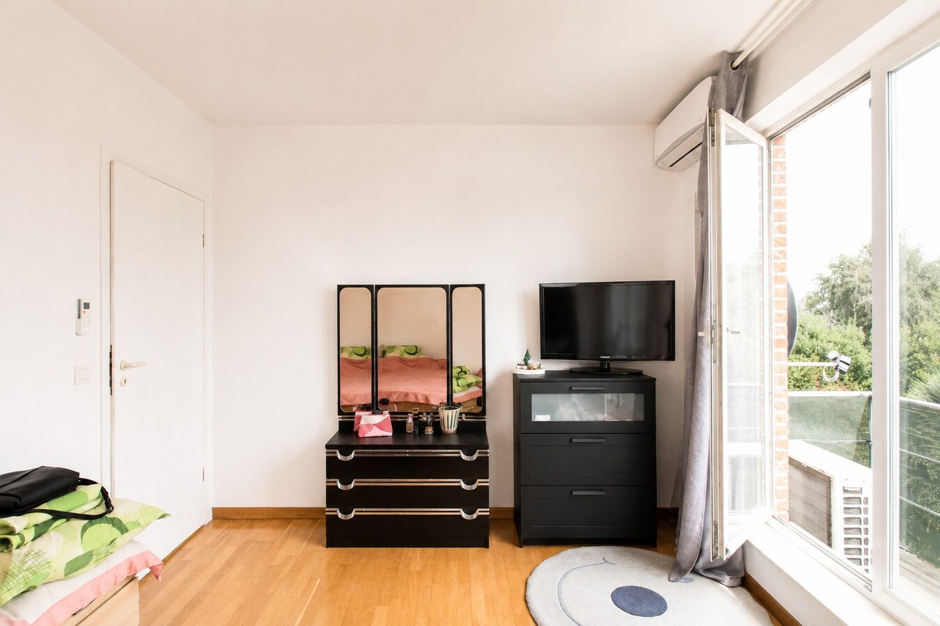 Te koop: Lichtrijk 2-slaapkamerappartement met dubbel terras en EPC-label B in hartje Sint-Niklaas! 