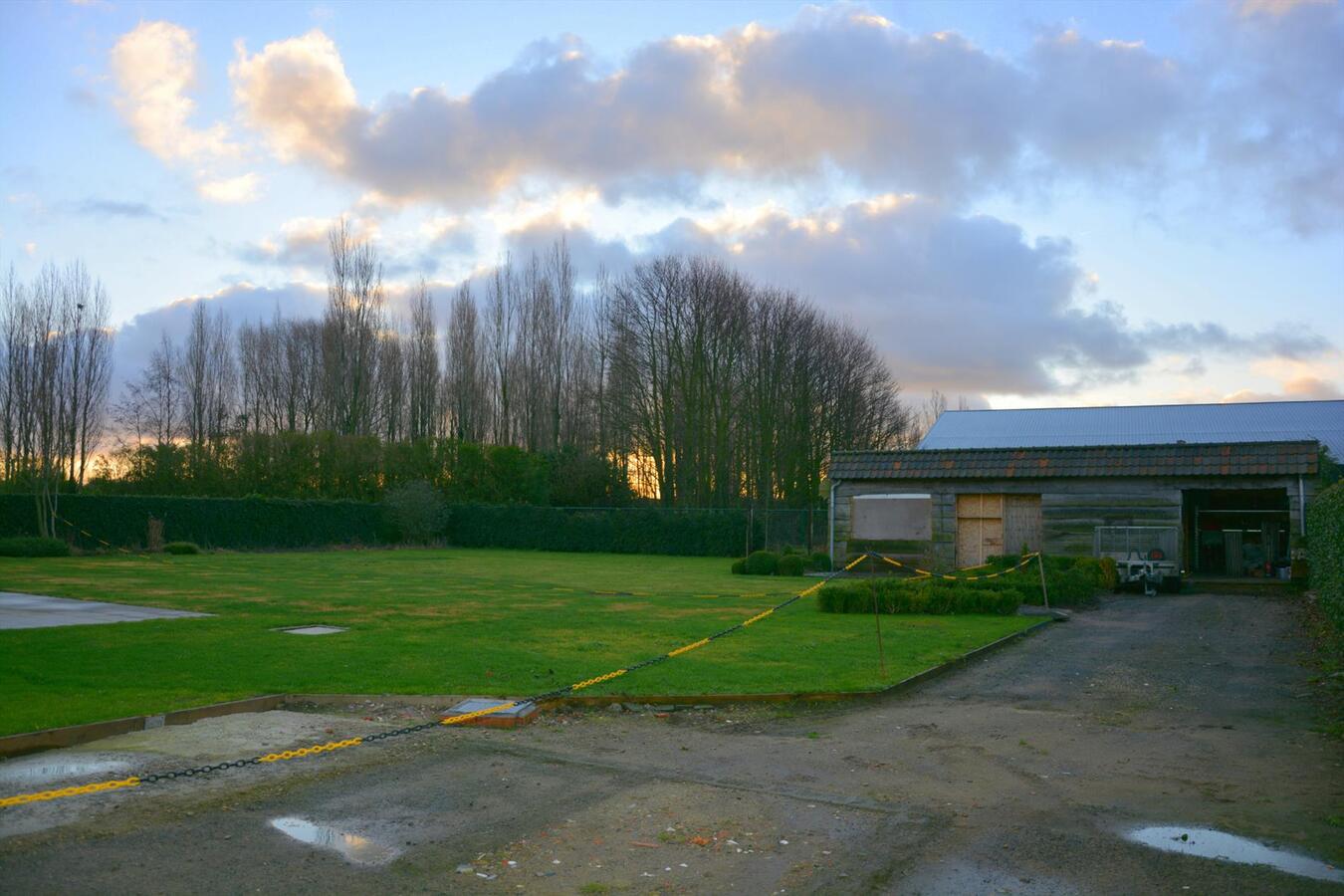 Mooi stuk bouwgrond voor open bebouwing! 