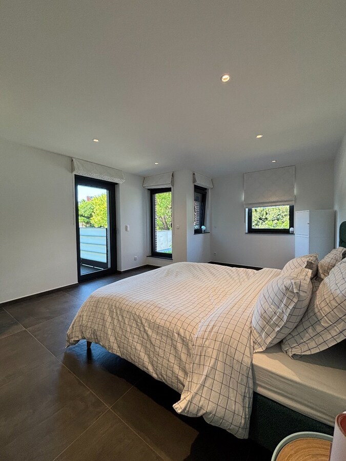 Situation, espace, matériaux de qualités et luminosité décrivent parfaitement ce bien 