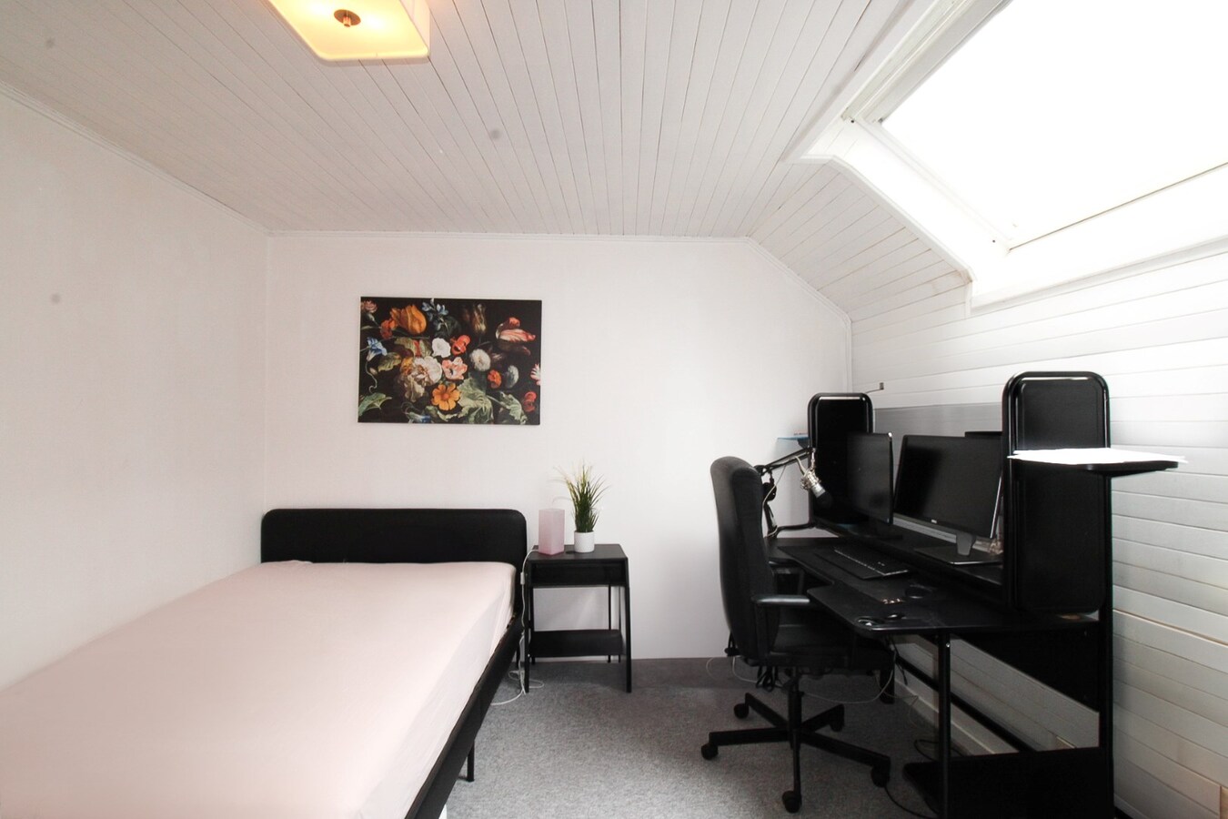 Veelzijdig handelshuis met woonst en luxueuze B&amp;B op toplocatie aan de Markt van Temse! 