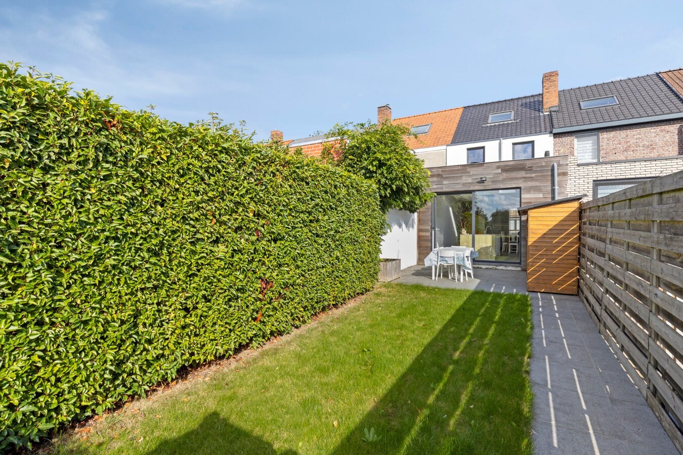 Hippe burgerwoning met gezellige zuidgerichte tuin 