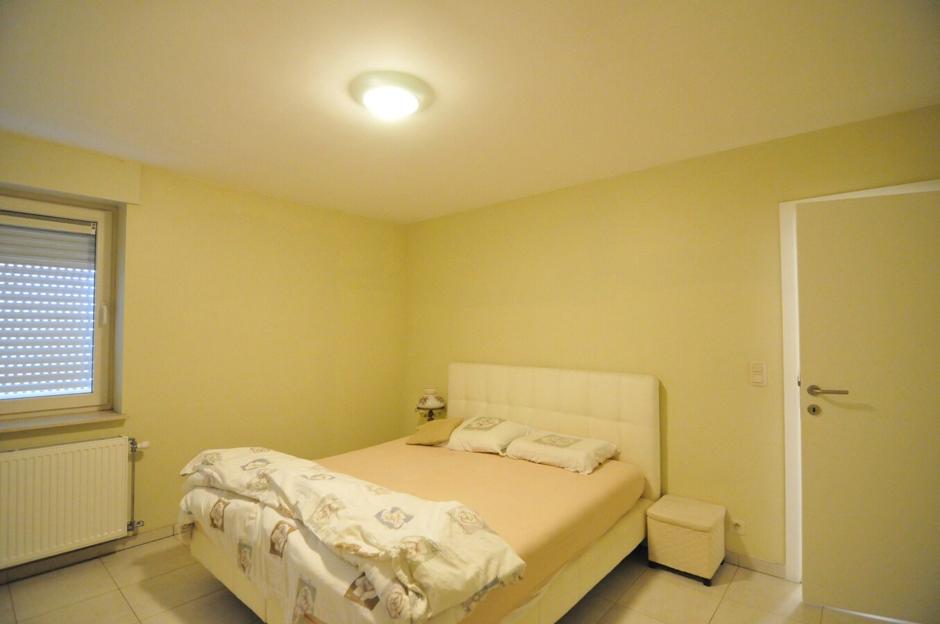 Ruime woning met 2 slaapkamers en bureau 