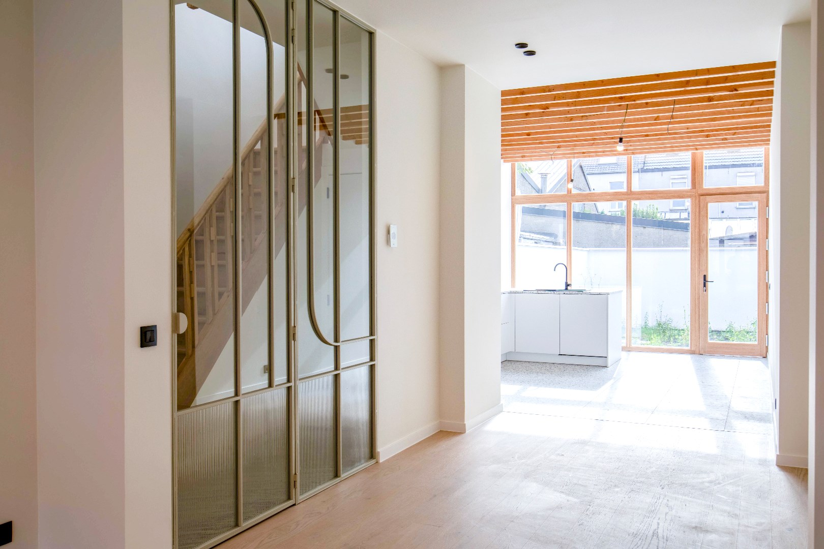 Instapklare woning met 3 slaapkamers en buitenruimte 