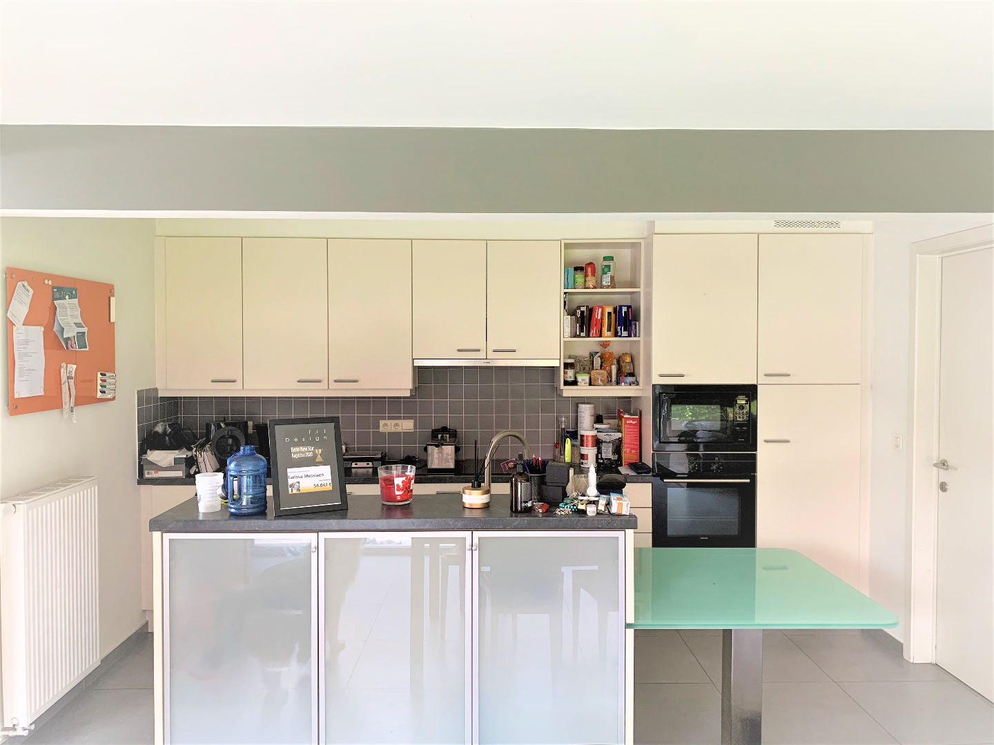 Halfopen woning met 3 slaapkamers &amp; zuidgerichte tuin 