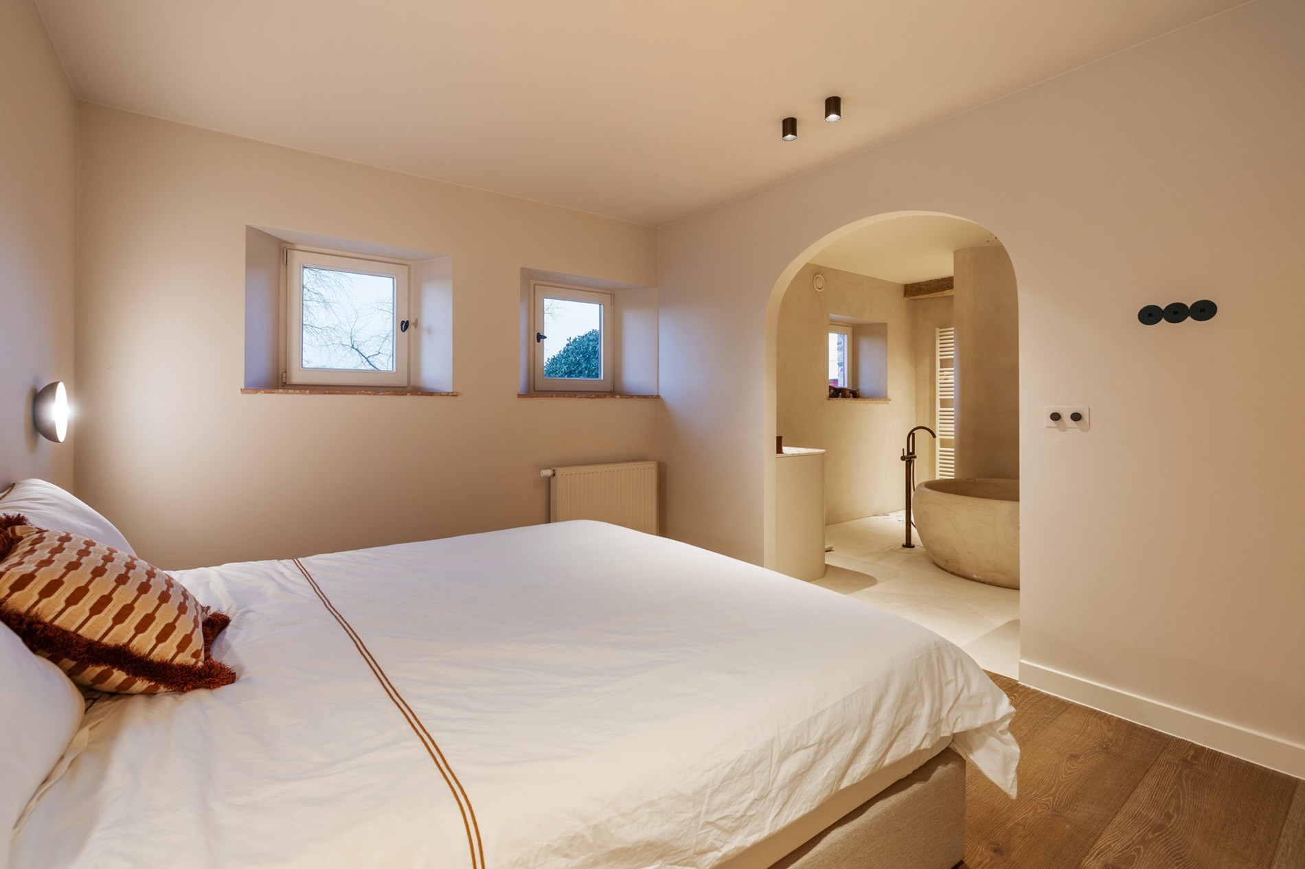 Authentiek gerenoveerde hoeve te Varsenare — een uitzonderlijk landelijke eigendom nabij Brugge 