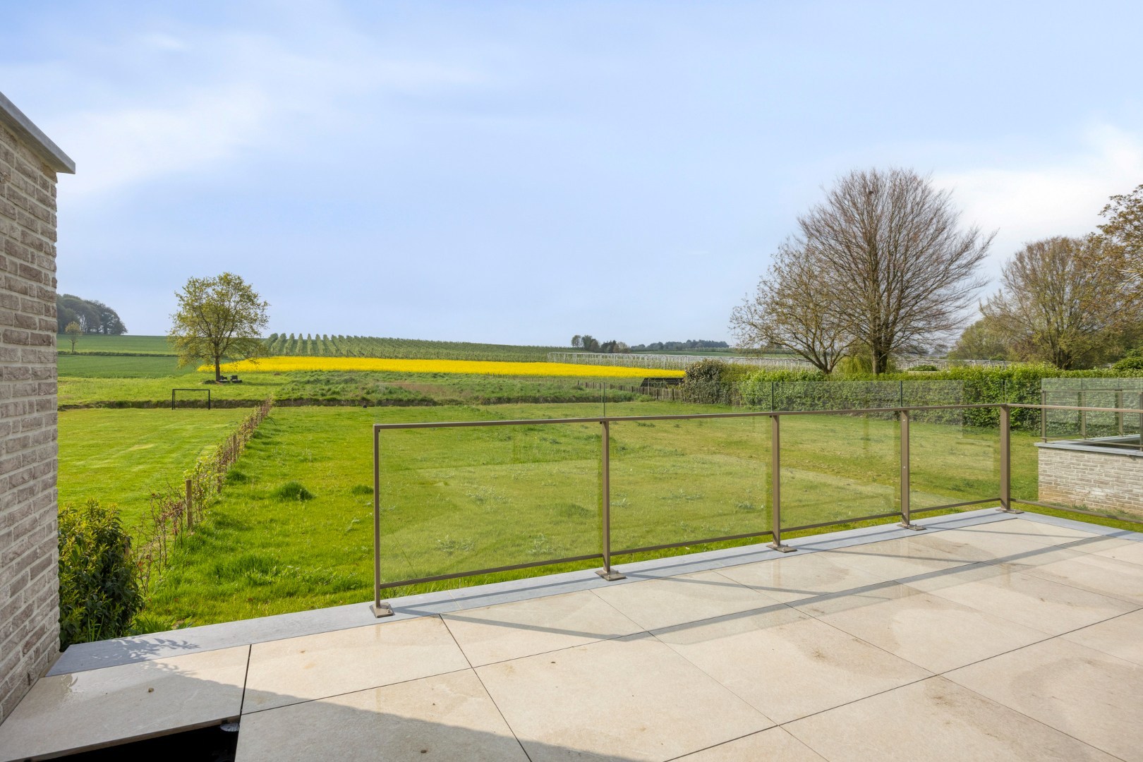 Fantastisch afgewerkte nieuwbouwwoning met 3 slaapkamers, tuin en terras in Assent (Bekkevoort)! – EPC 14 kWh/m² - bewoonbare opp. 177m² 