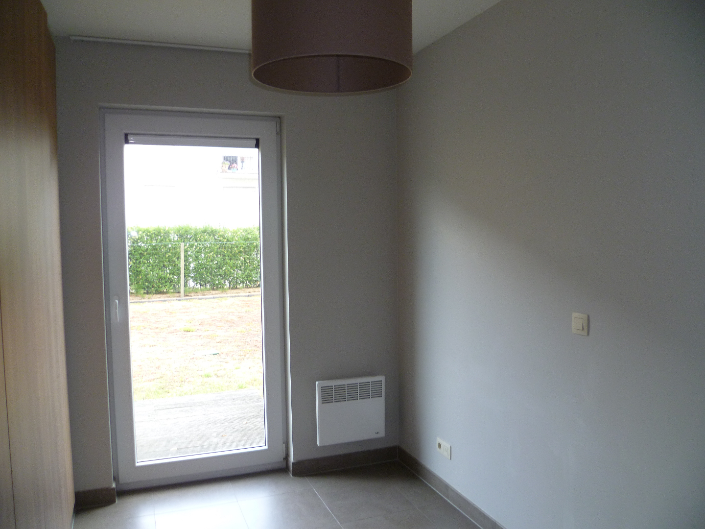 Mooi onderhouden 2 slaapkamer appartement 