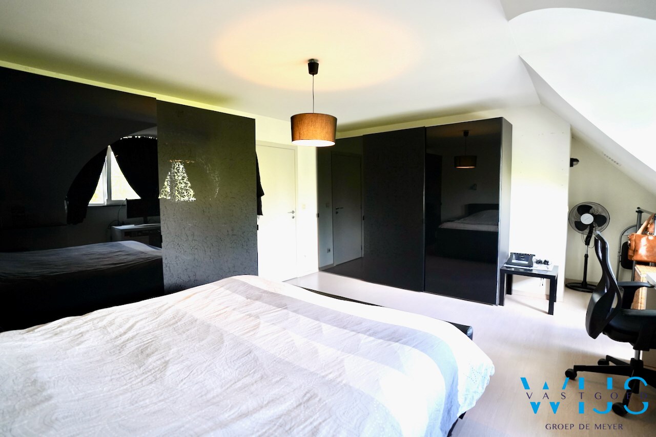 Prachtig energiezuinig appartement in hartje ERTVELDE ! 