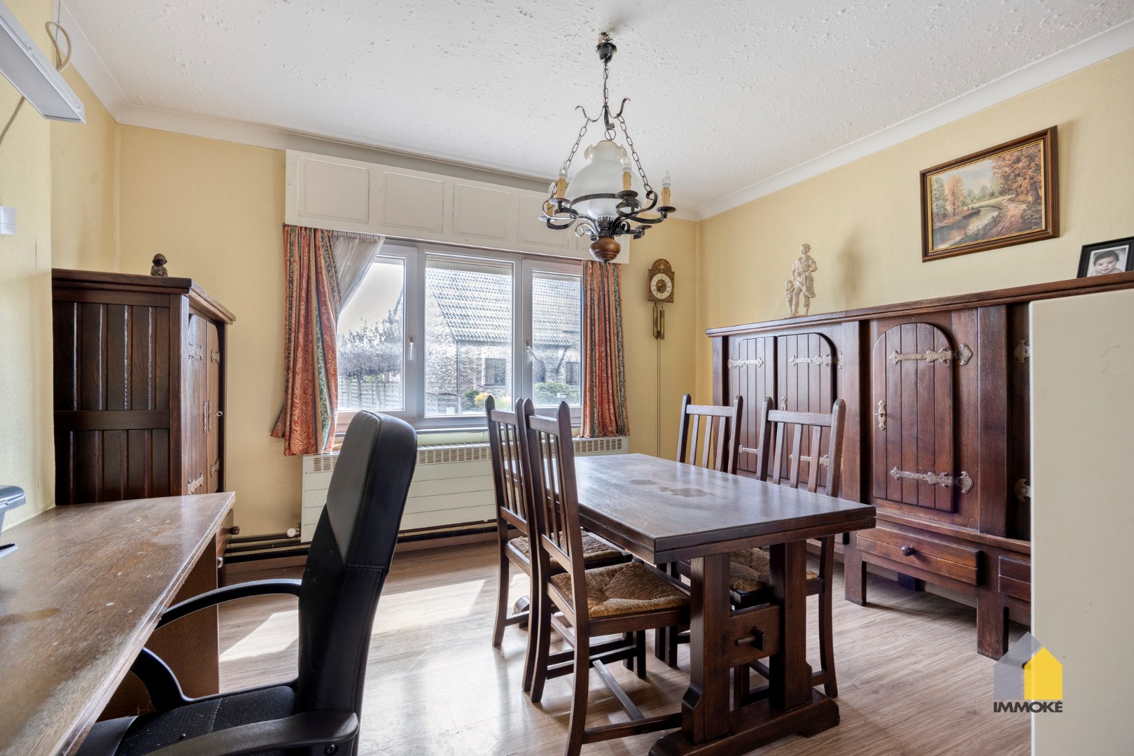 Te renoveren woning met 3 slpks op een perceel van 6 a 44 ca. 