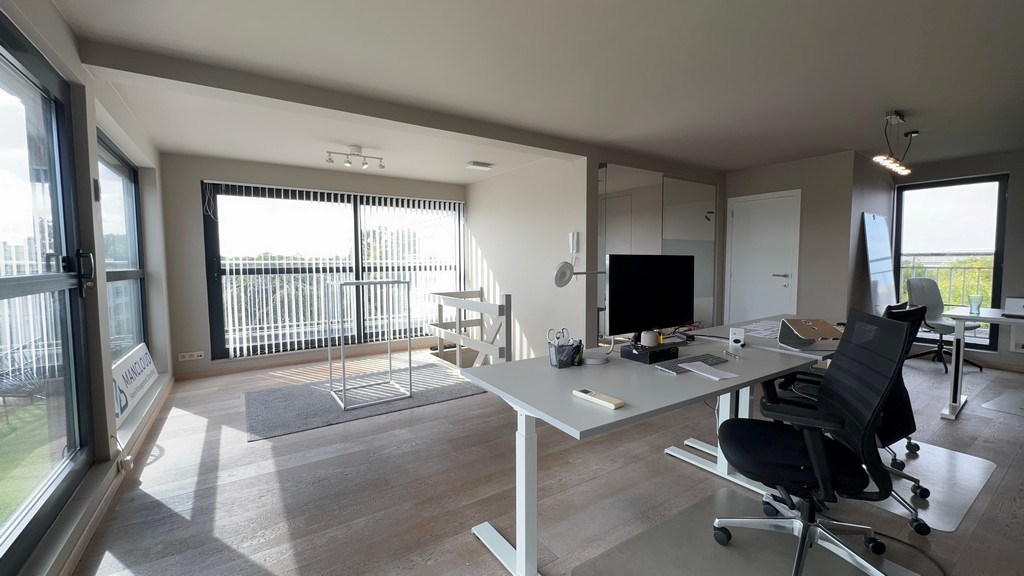 Instapklare kantoren te huur aan De Sterre in Gent