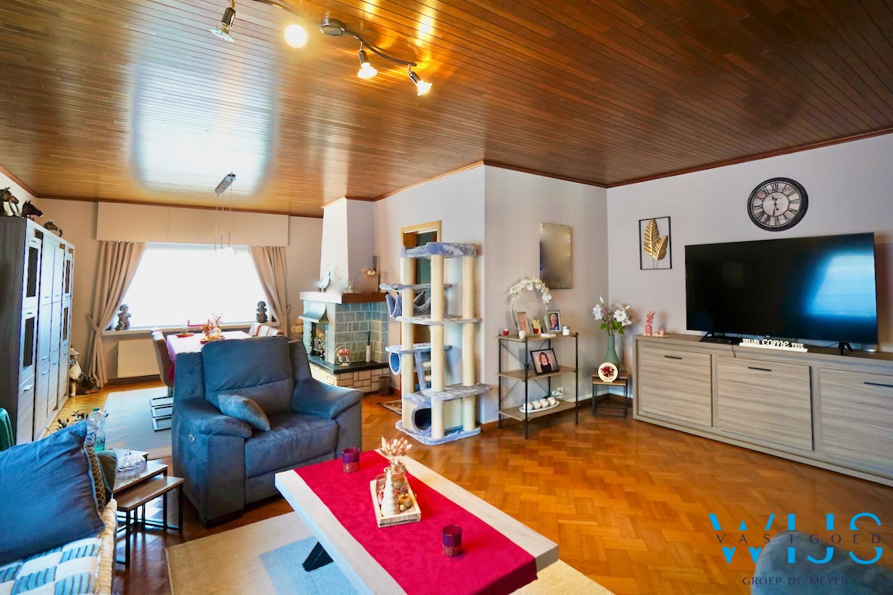 Woonhuis op 1000m² in hartje Ertvelde ! 