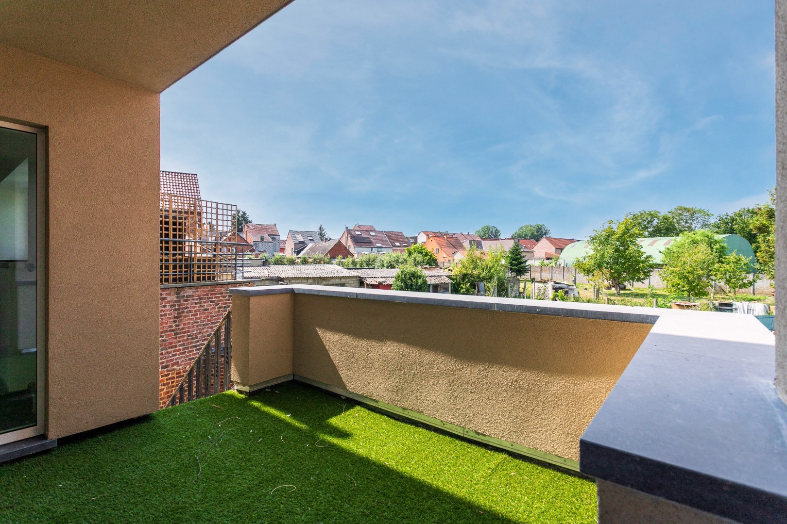 Instapklare woning (EPC:B) met 3 slpk, tuin en garage 
