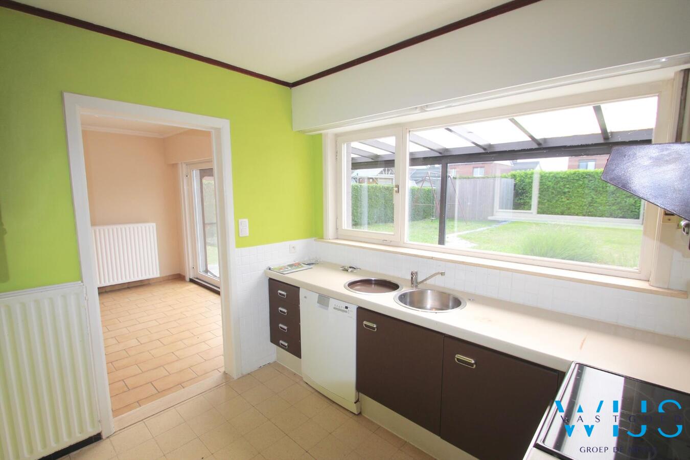 Gezellig woonhuis op een zeer rustige locatie te Lembeke ! 