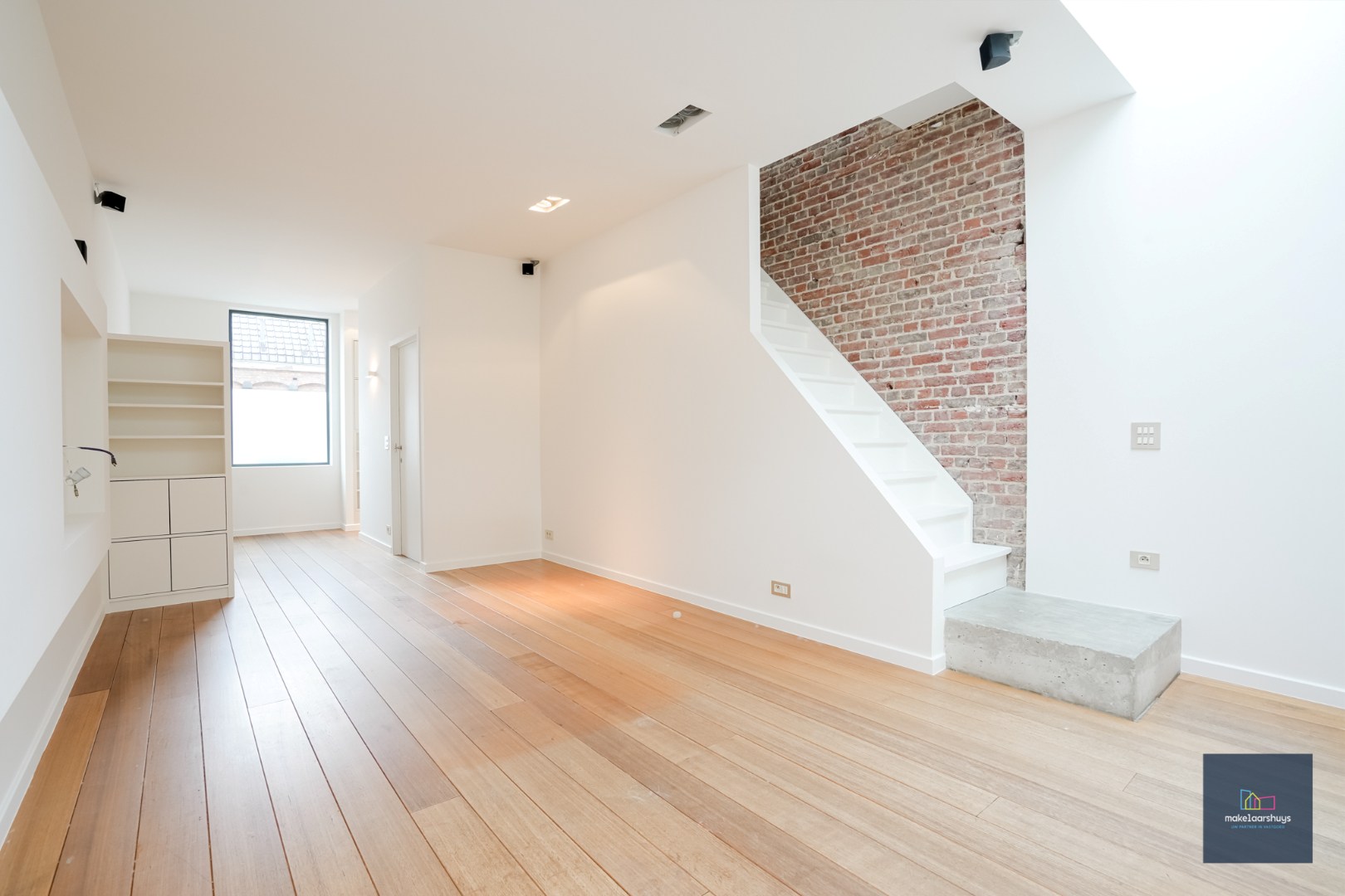 INSCHRIJVEN Instapklare woning MET garage te Gentbrugge 