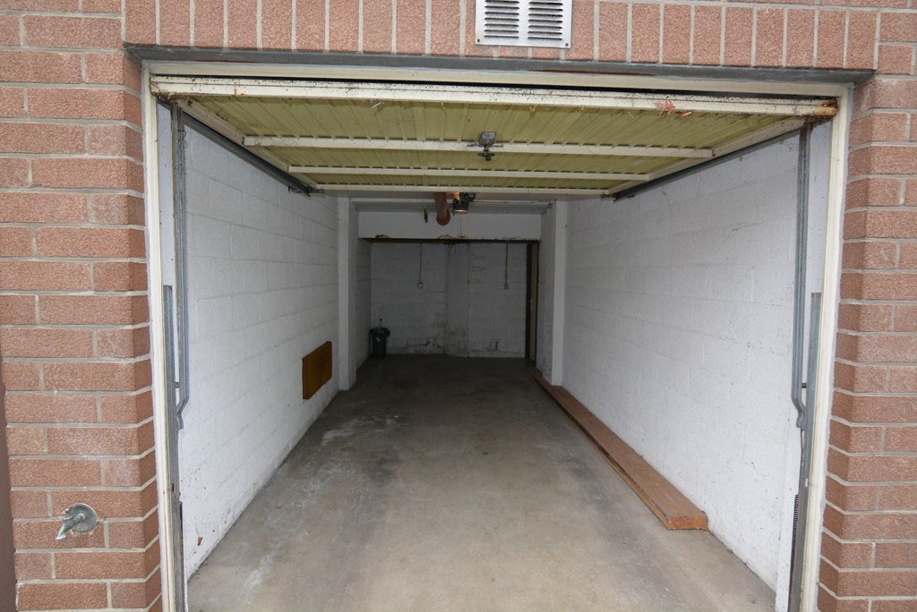 Energiezuinig appartement (144 m²) met 2 slpk, balkon, kelderberging en garage. 