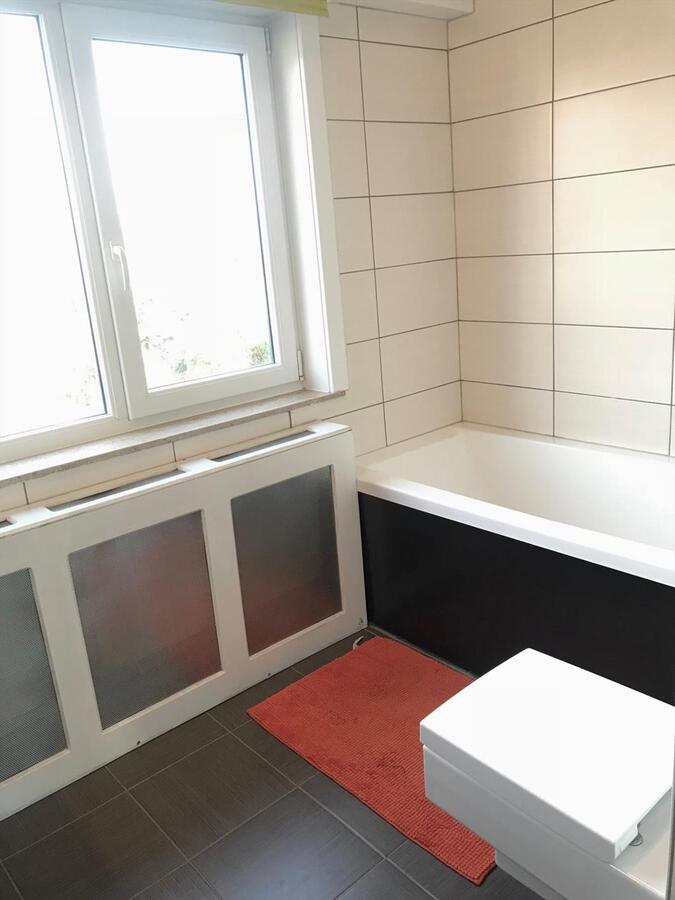 CENTRAAL GELEGEN HALF OPEN BEBOUWING MT TUIN 