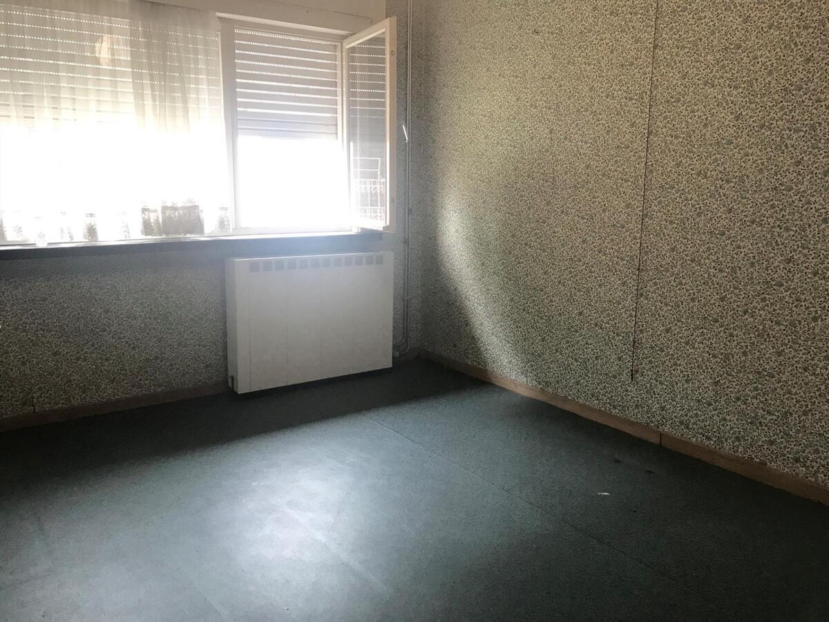 MOOI RUIME WONING OP CENTRALE LIGGING TE ZEDELGEM 