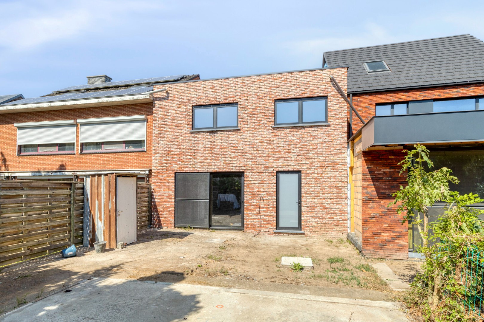 Ruime en rustig gelegen woning met veel mogelijkheden in Rotselaar! 