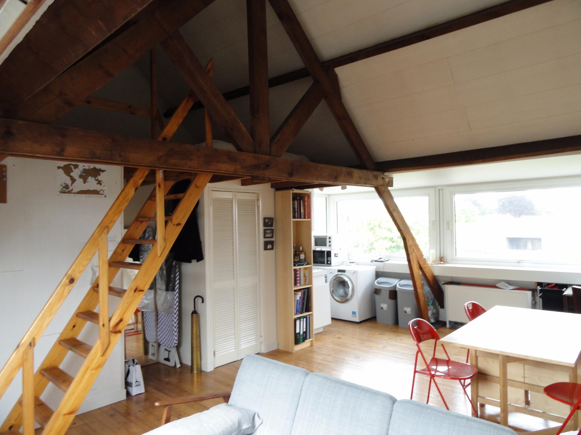 Dakappartement/studio vlakbij 't Zand 