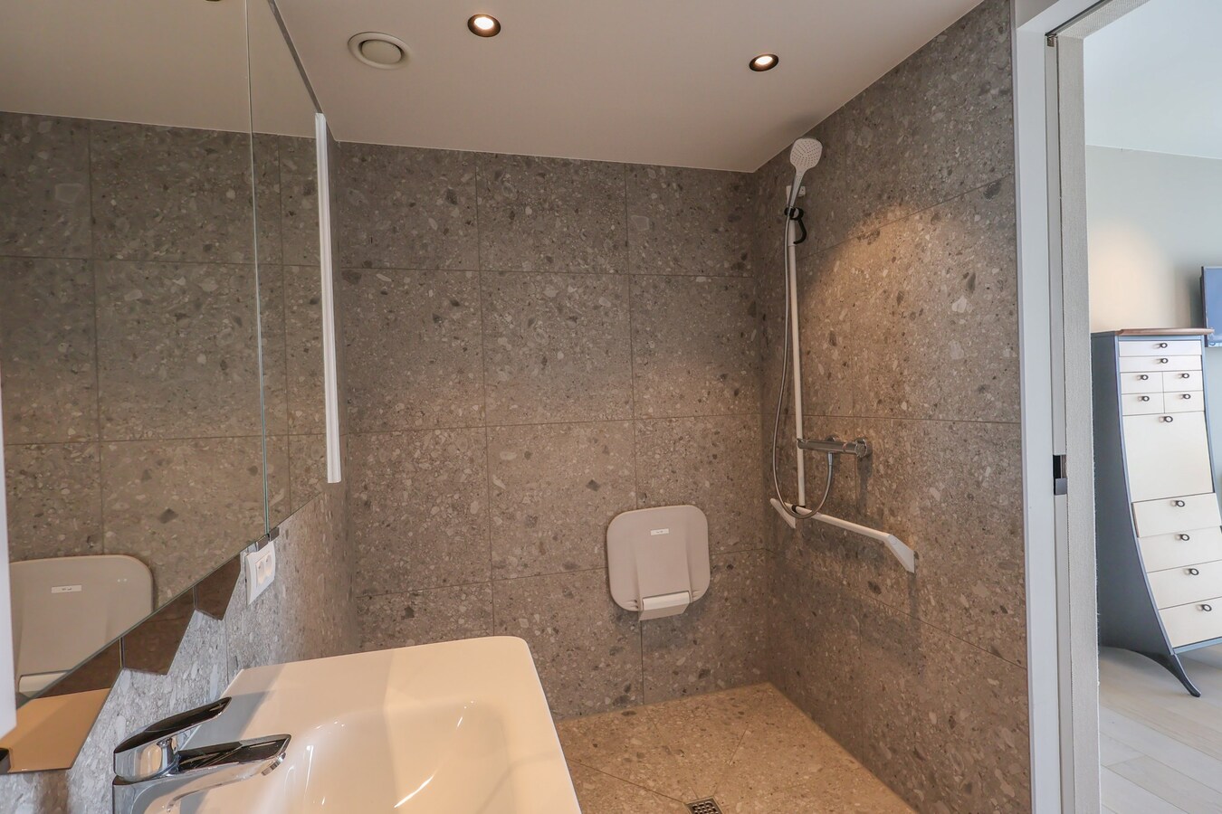 Te koop service flat - Oostduinkerke