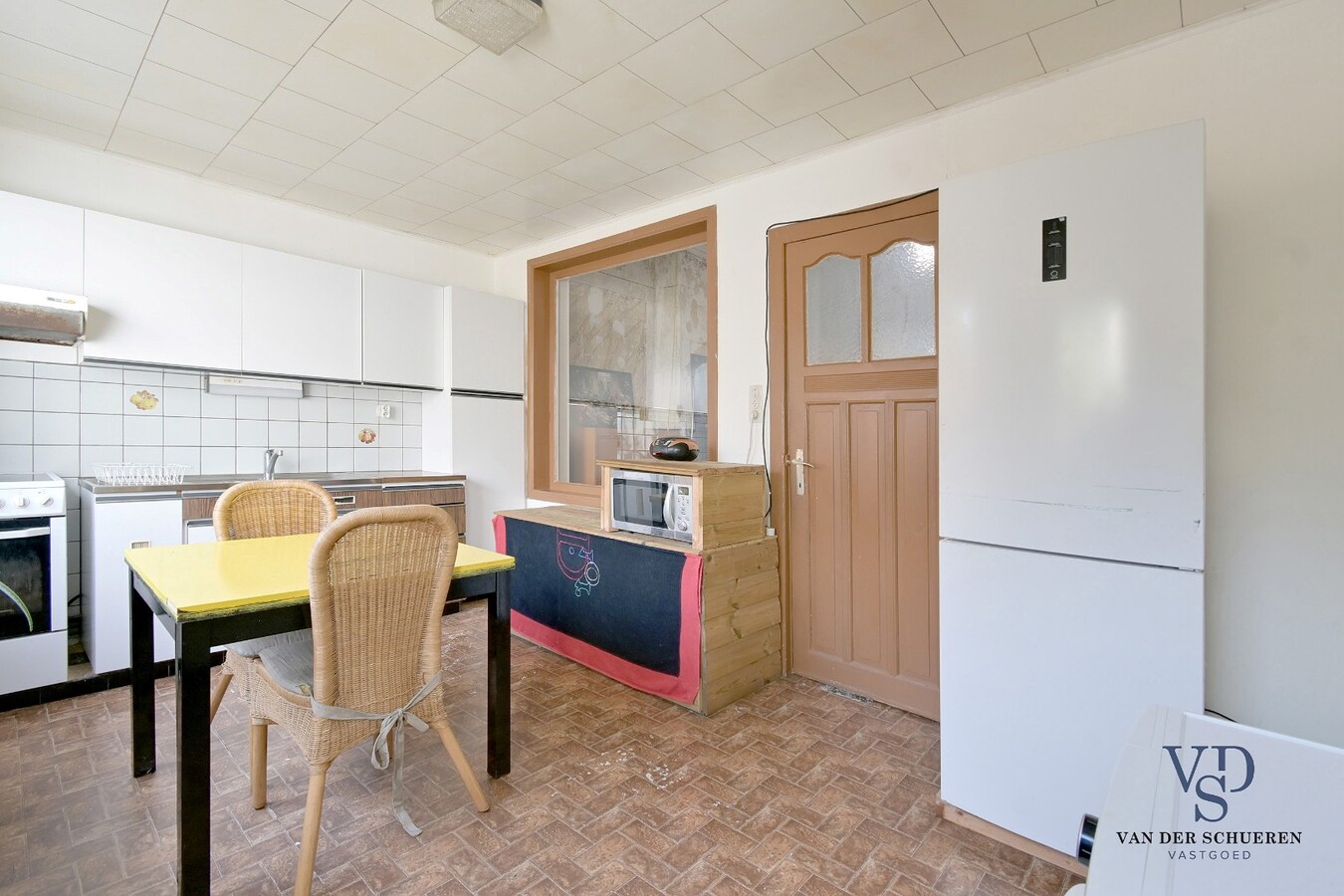 Ruime woning met opslagruimte 