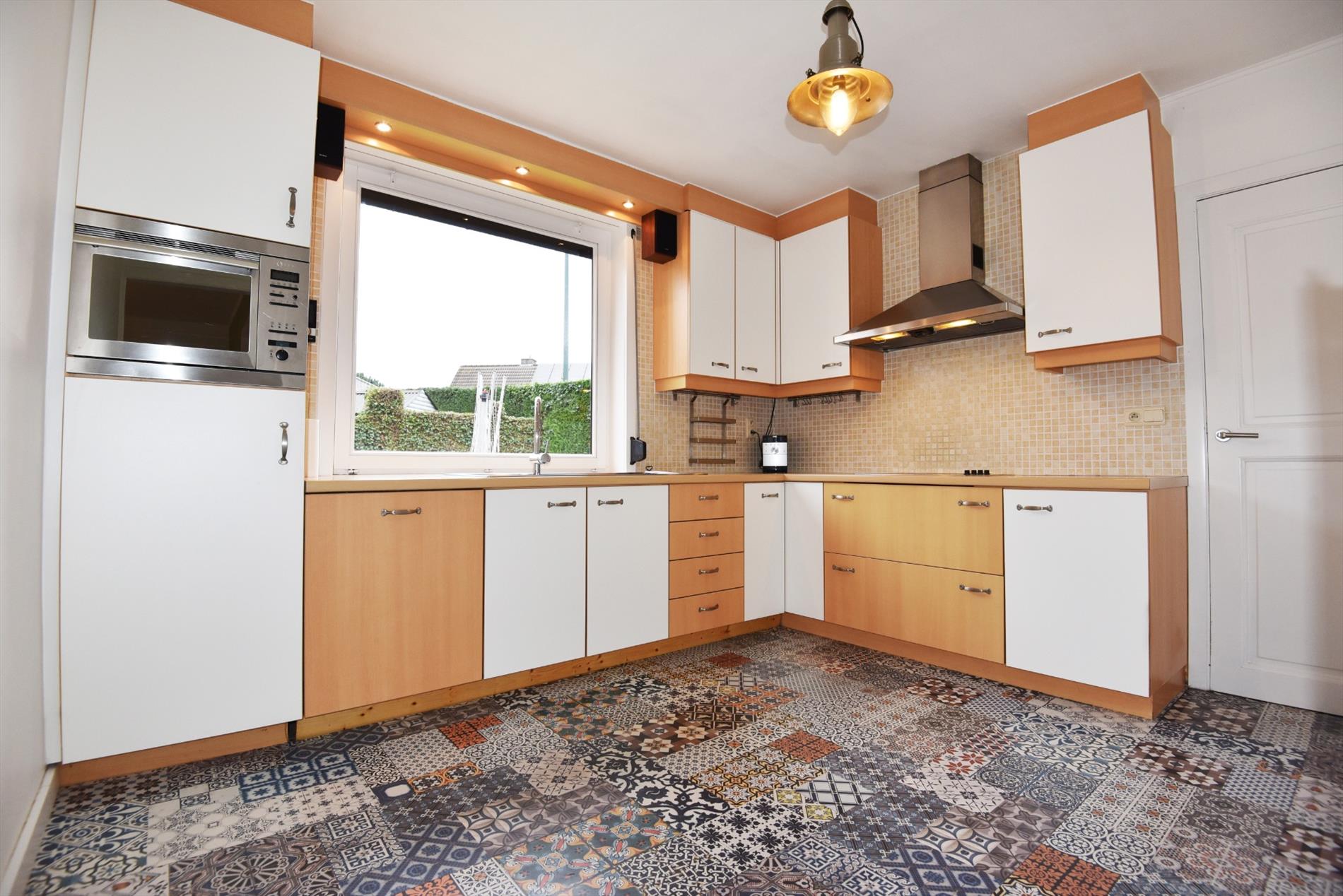 Gezinswoning 3 slpks, garage en tuin, rustig gelegen te Maldegem (Kleit) 