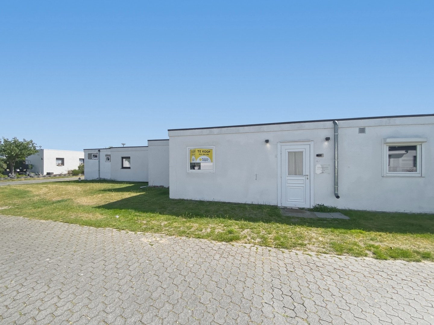 Recent gerenoveerde vakantiewoning (type bungalow) met 2 slaapkamers te Koksijde. 