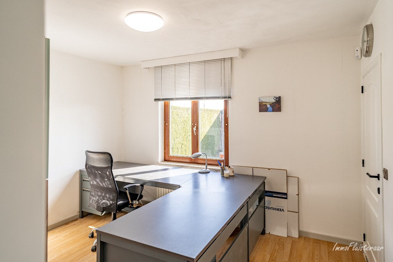 Ruime woning met paardenstallen op ca. 85 are te Kinrooi 