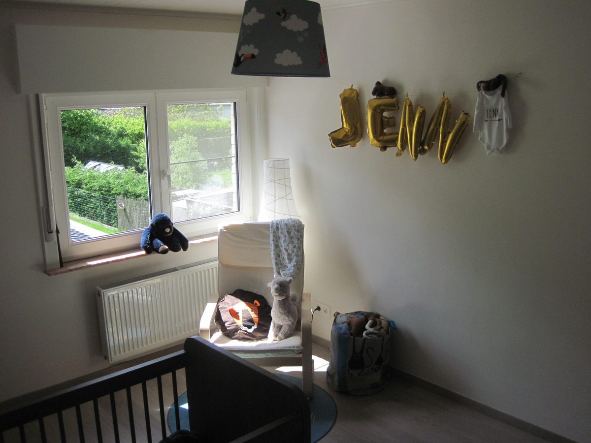 Prachtige Half Open Bebouwing - vernieuwd in 2012 !! 