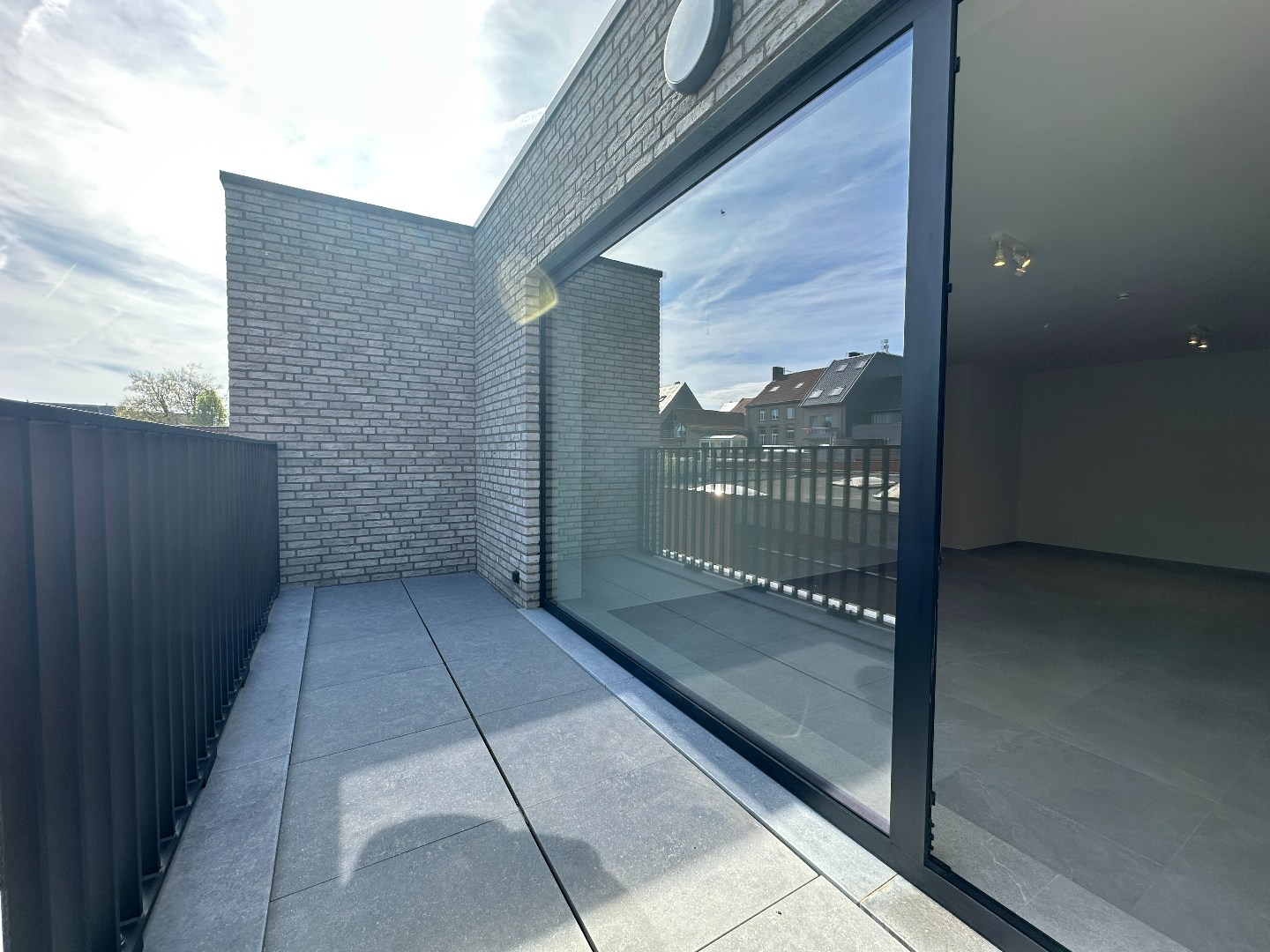 Instapklaar 1-slaapkamer appartement met mooi zonneterras, Torhout 