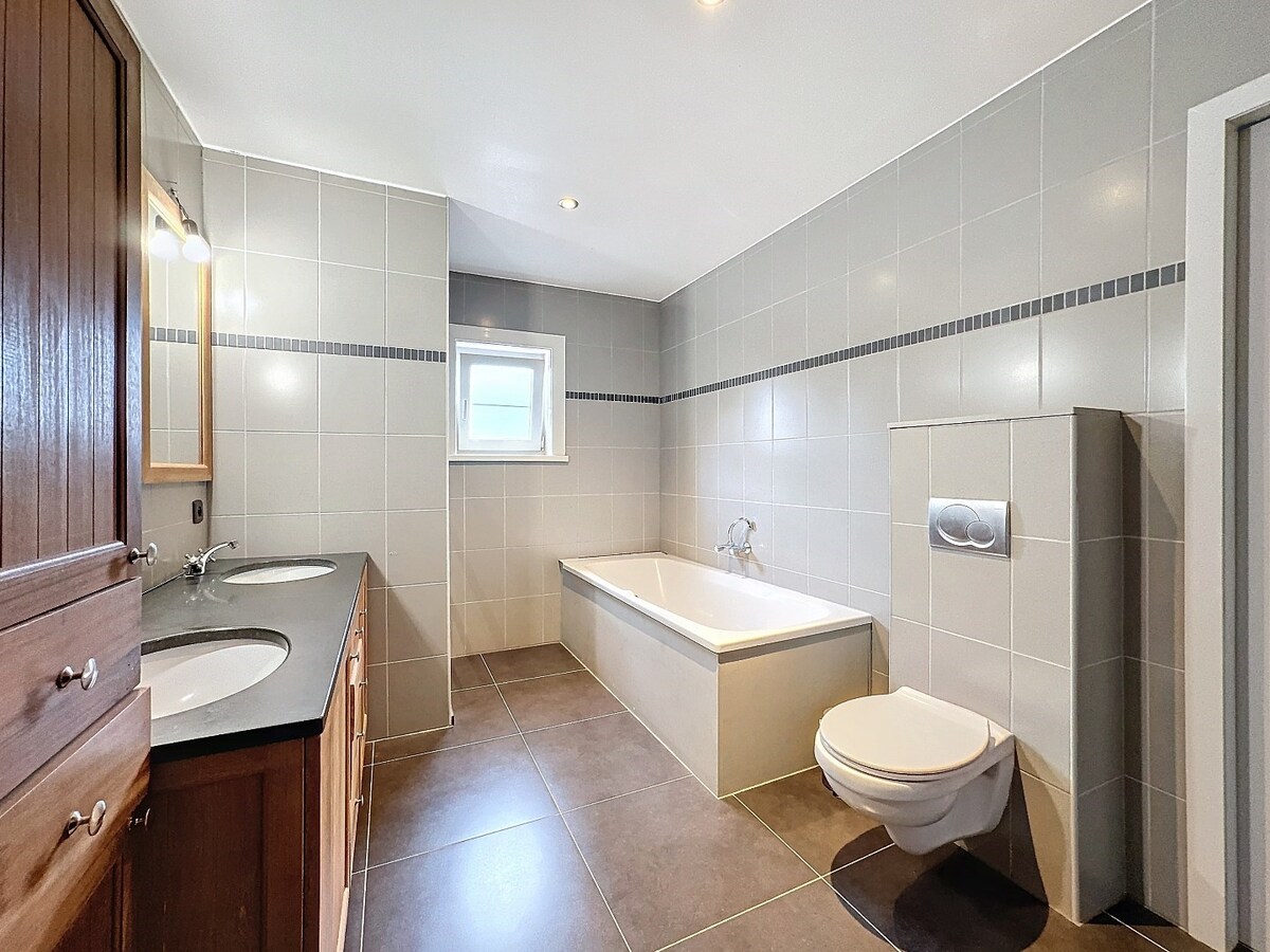 Instapklare woning met 3 kamers en leuke tuin te Zwalm 