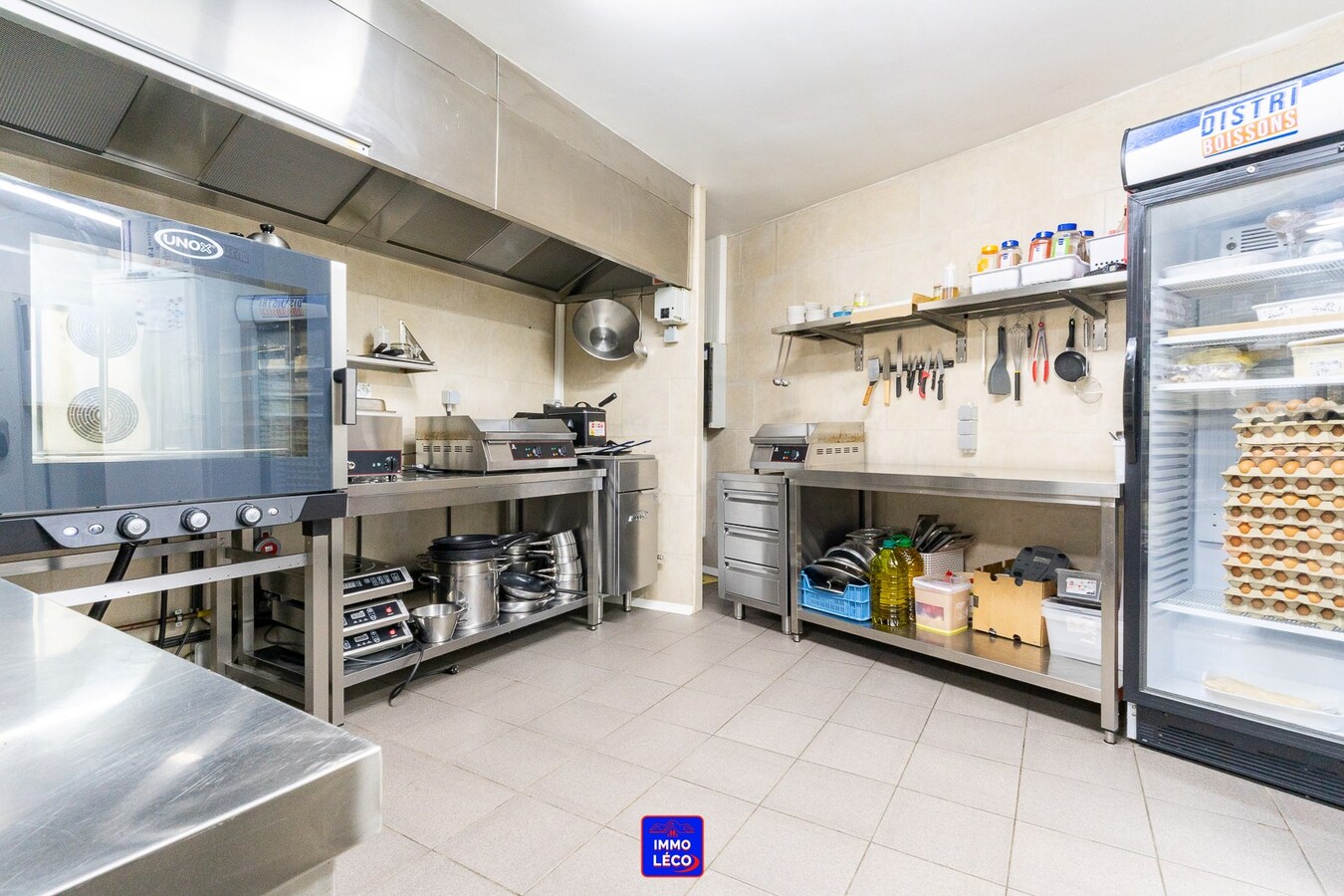 Etablissement prêt à l'emploi entièrement rénové, proche de la Gare, EXCELLENTE OPPORTUNITE ! 