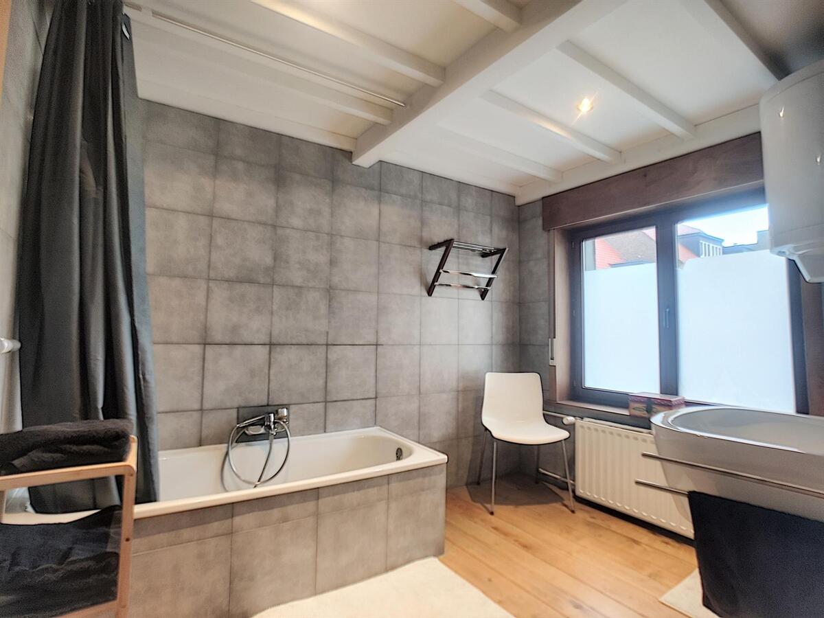 Charmante woning met garage vlakbij het centrum - Blankenberge 