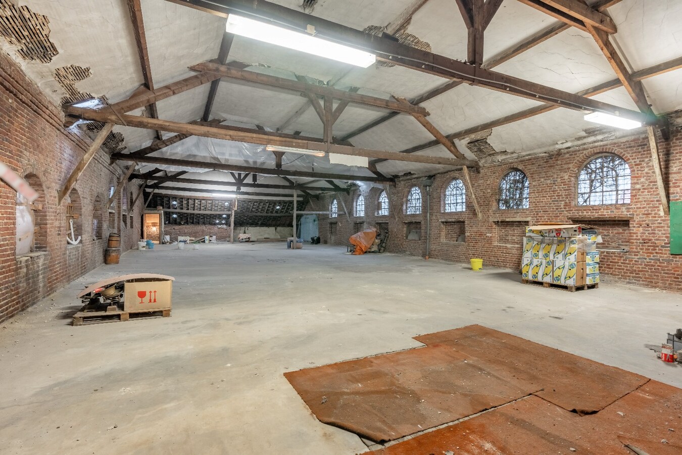 Projectgrond geschikt voor het bouwen van appartementen &amp; stadswoningen in het centrum van Maaseik! 