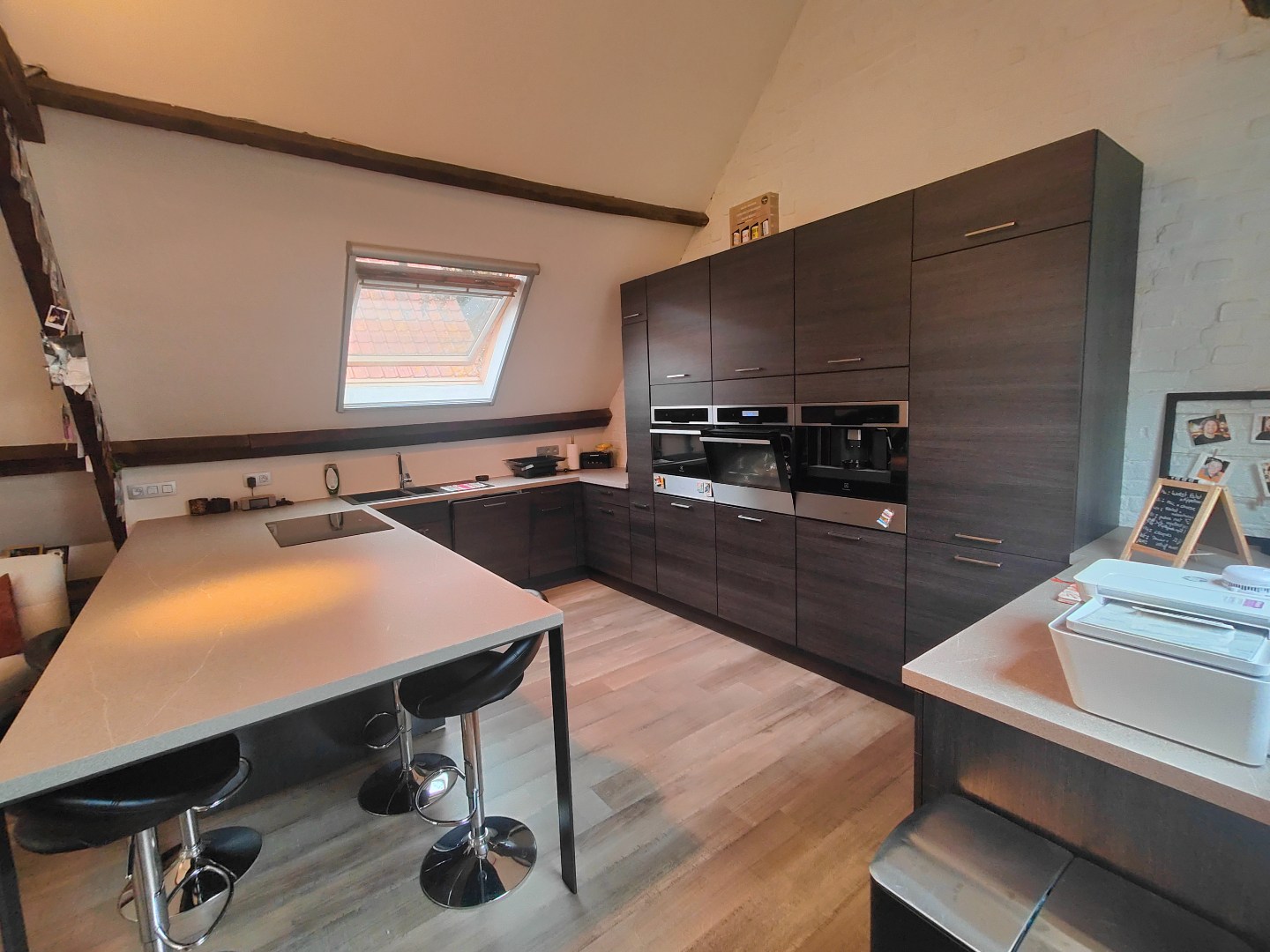 Uniek en modern appartement in het centrum van Ardooie 