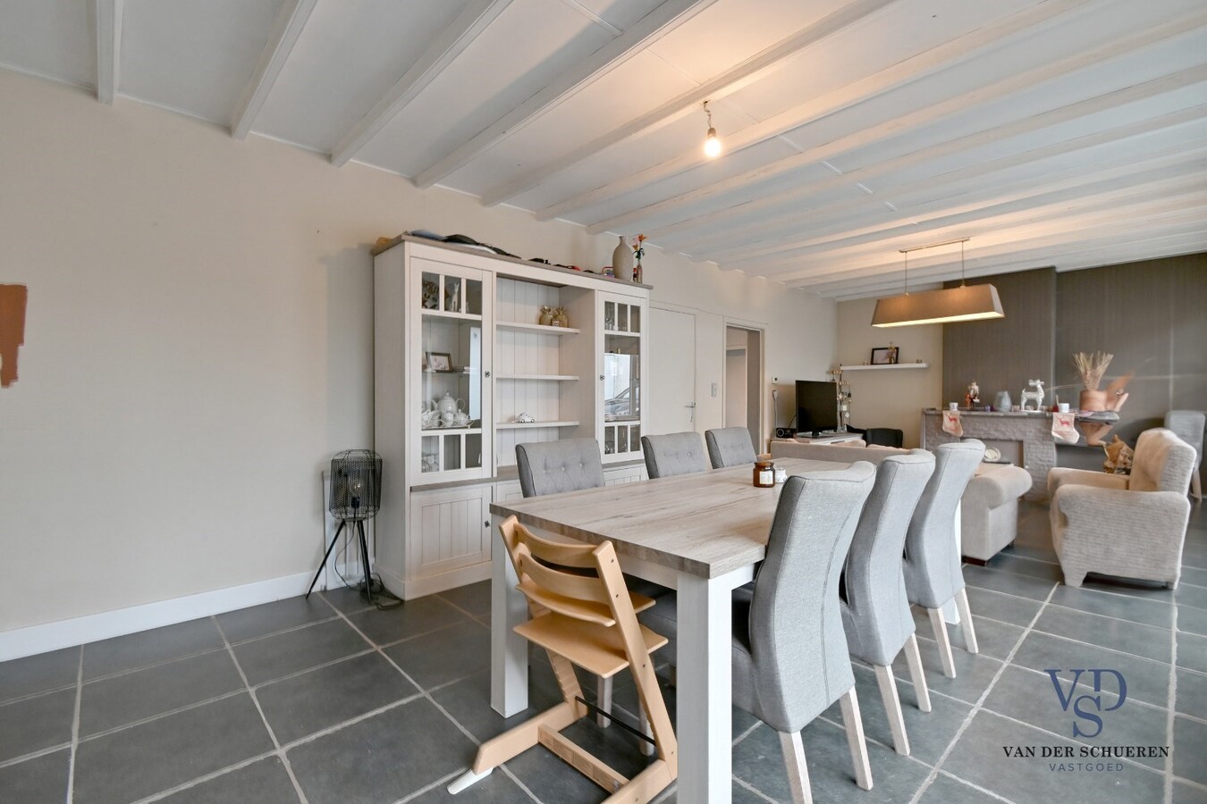 Bijzonder ruime, energiezuinige (EPC label B) gezinswoning 