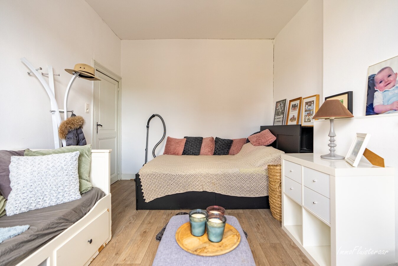 Propriété équestre avec maison à rénover à ca. 90a à Wonck (Bassenge). 