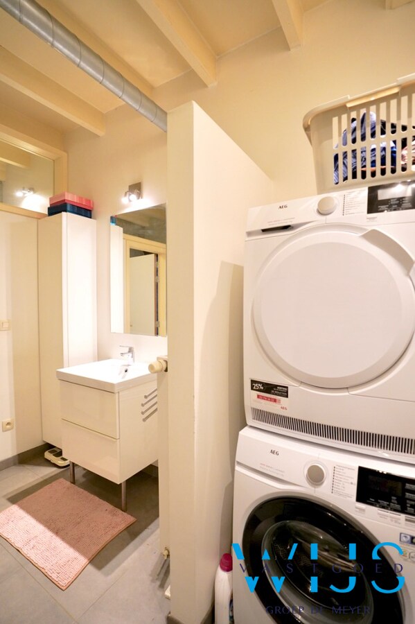 Instapklaar woonhuis met tuin te centrum WAARSCHOOT ! 