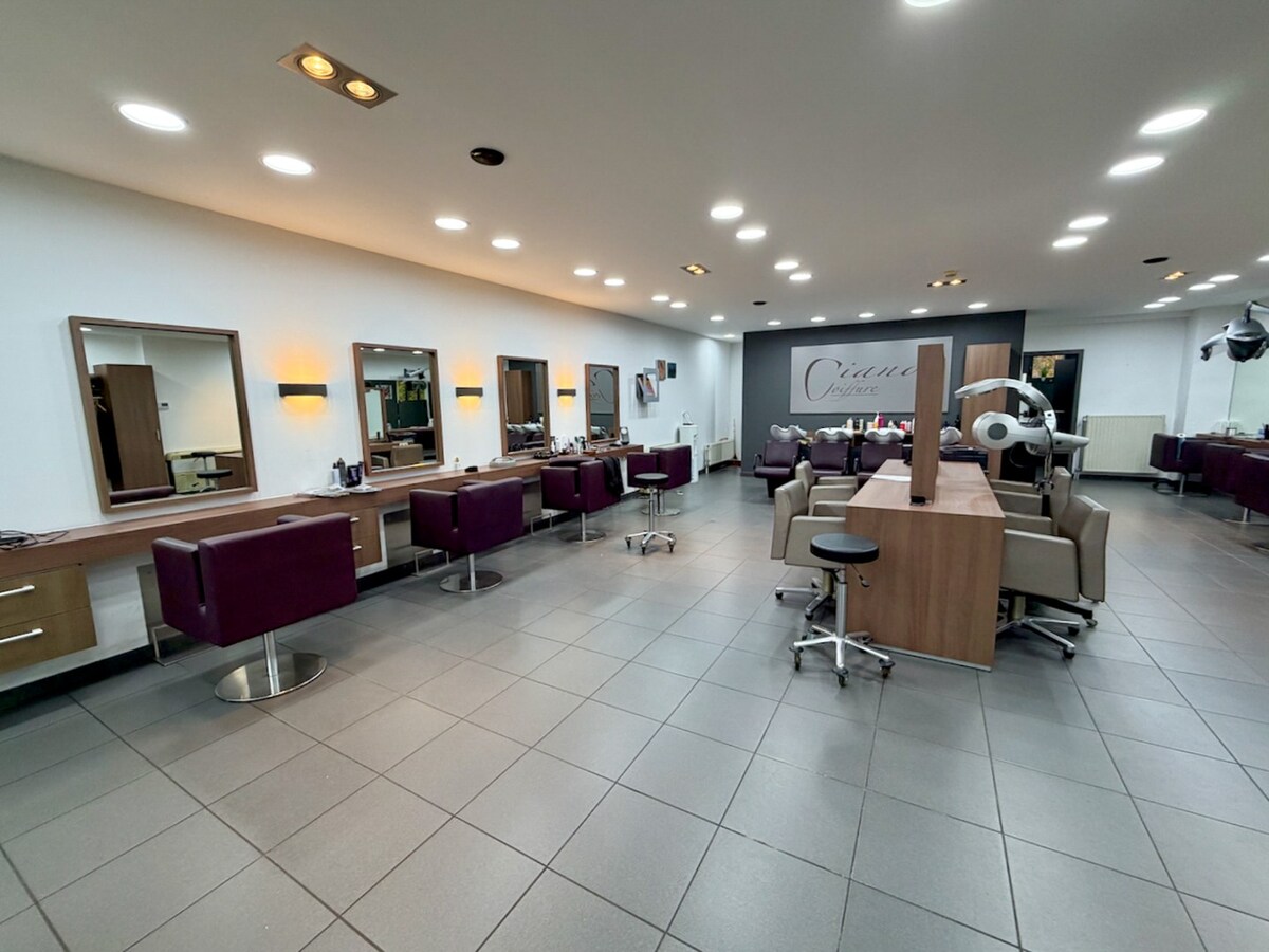 Verhuurd commerciële winkel - Sint-Genesius-Rode