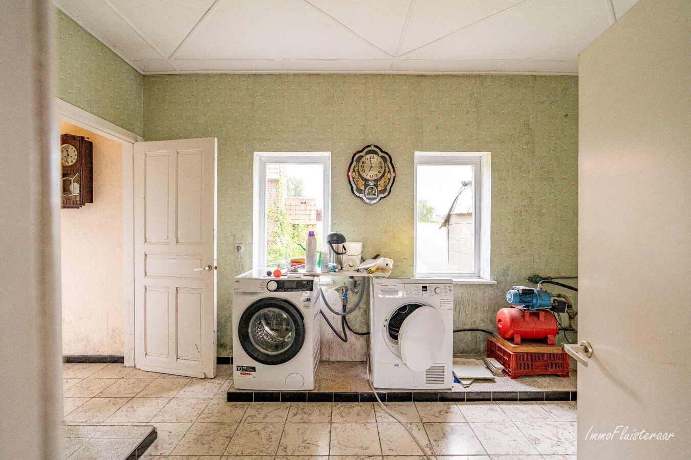 Te renoveren woning met bijgebouw en weiland op ca. 4813 m² 